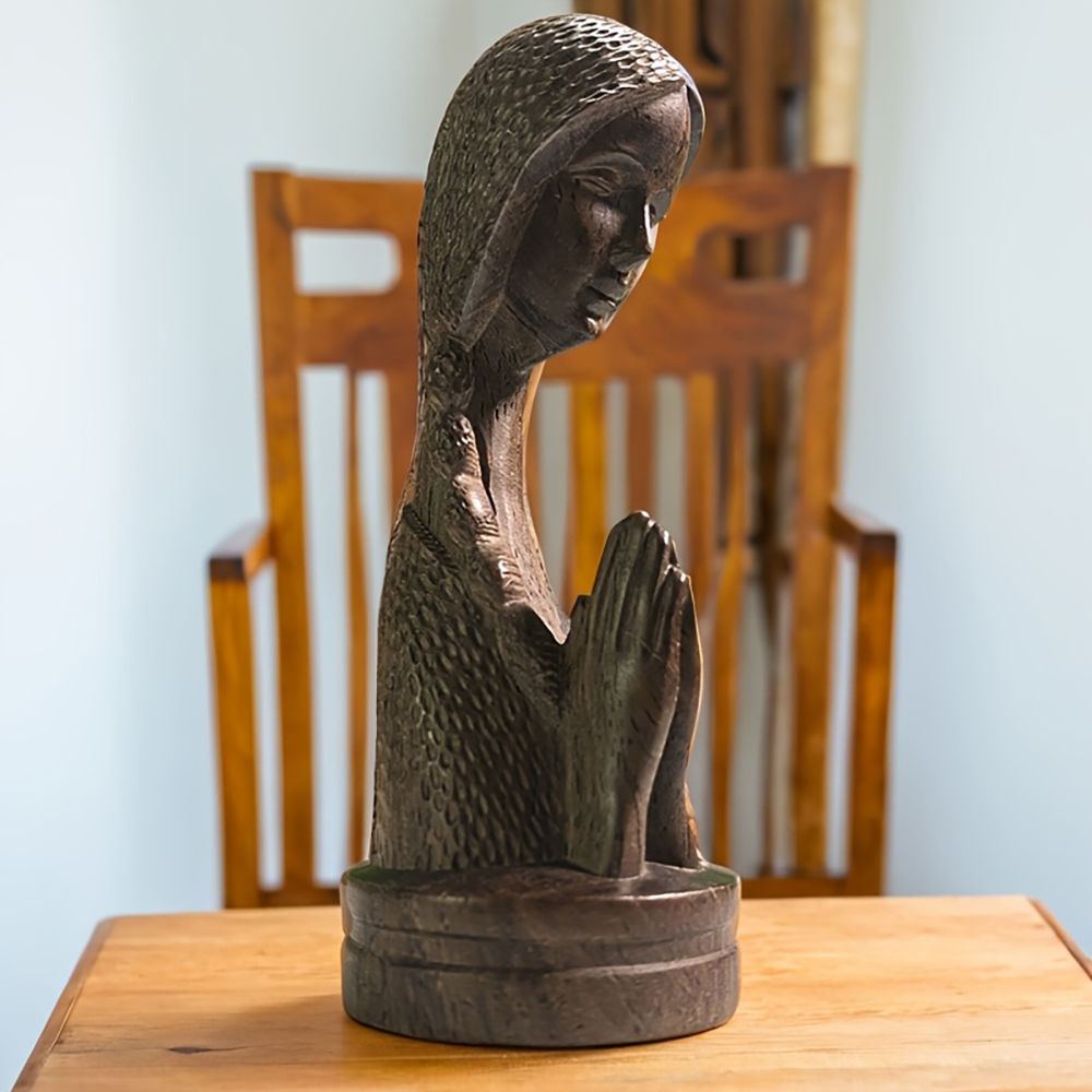 Statue de fille en prière scul - Home Office Bookshelves avis et prix