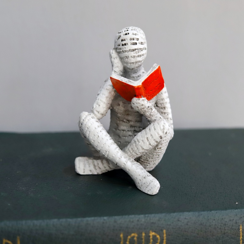 1 pièce, Statue de femme réflé - Home Office Bookshelves avis et prix